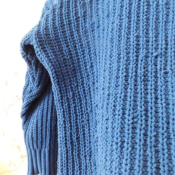 🦔🐾 Oversized Ribbed Blue Sweater - Picture 6 of 12
